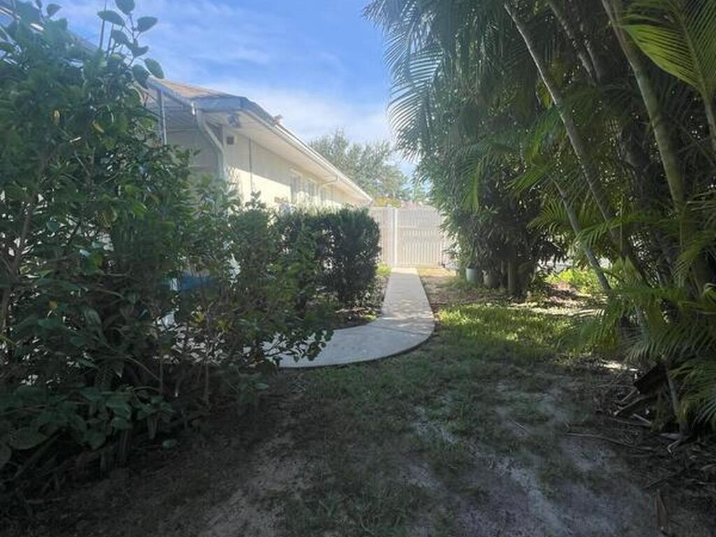 1748 Winding Ridge Circle, Palm Bay, FL 32909