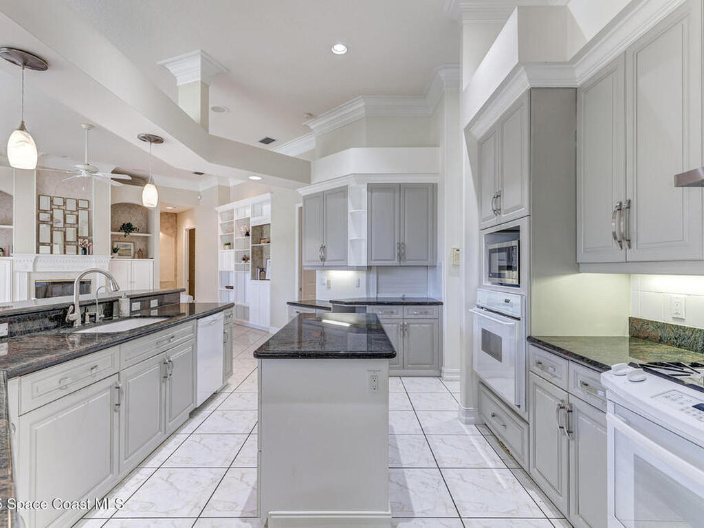 1009 Monticello Court, Suntree, FL 32940