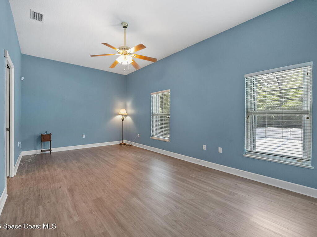 5680 Seminole Street, Mims, FL 32754