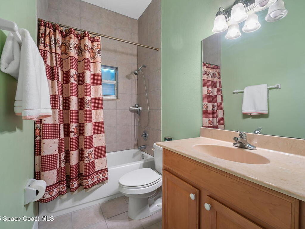 5680 Seminole Street, Mims, FL 32754