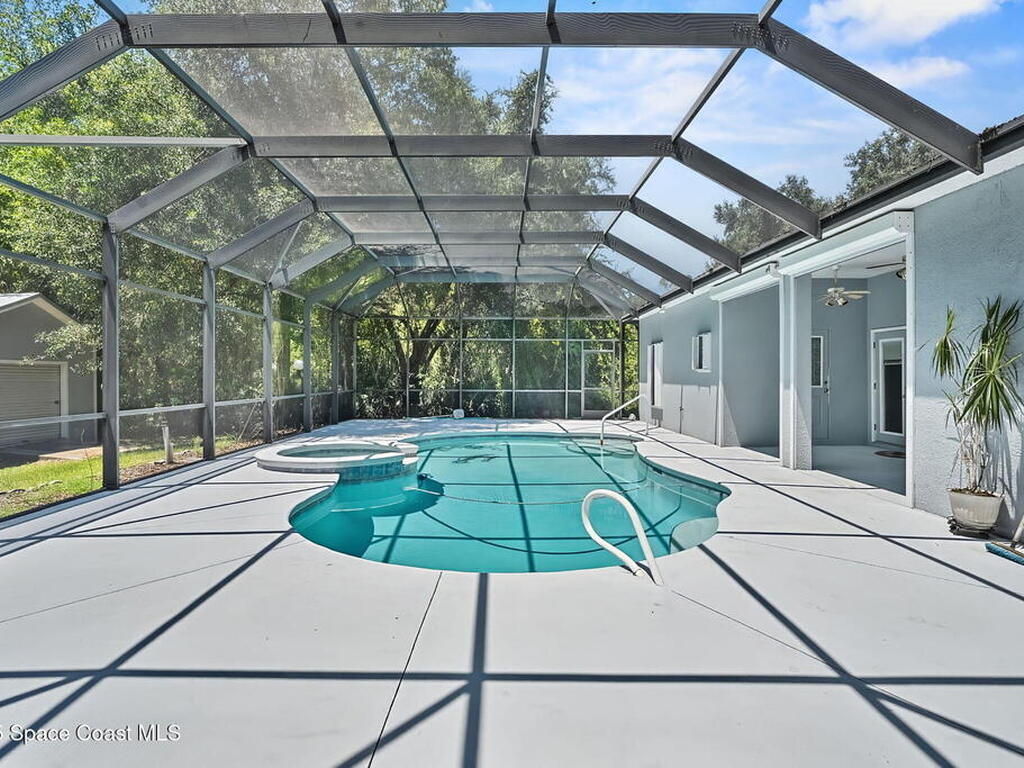 5680 Seminole Street, Mims, FL 32754