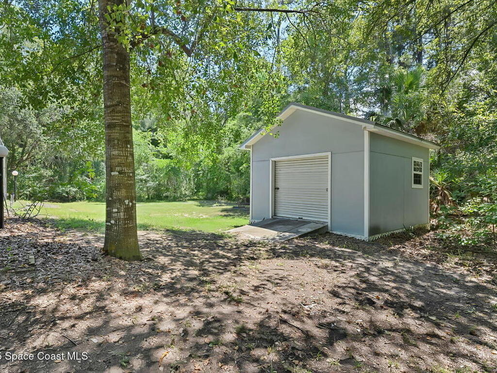 5680 Seminole Street, Mims, FL 32754