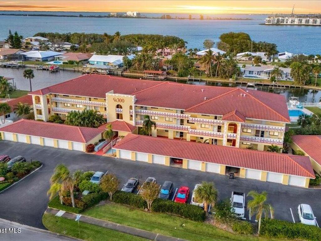 300 S Banana River Boulevard, Cocoa Beach, FL 32931