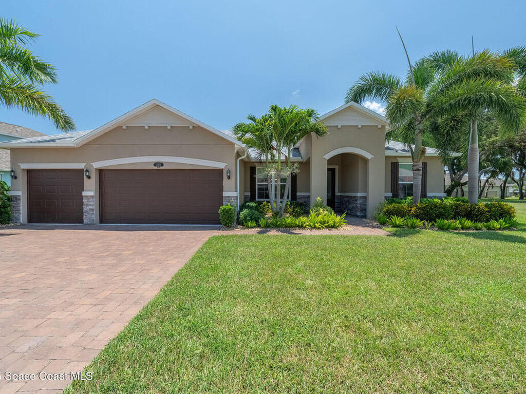 2003 Killian Drive, Palm Bay, FL 32905