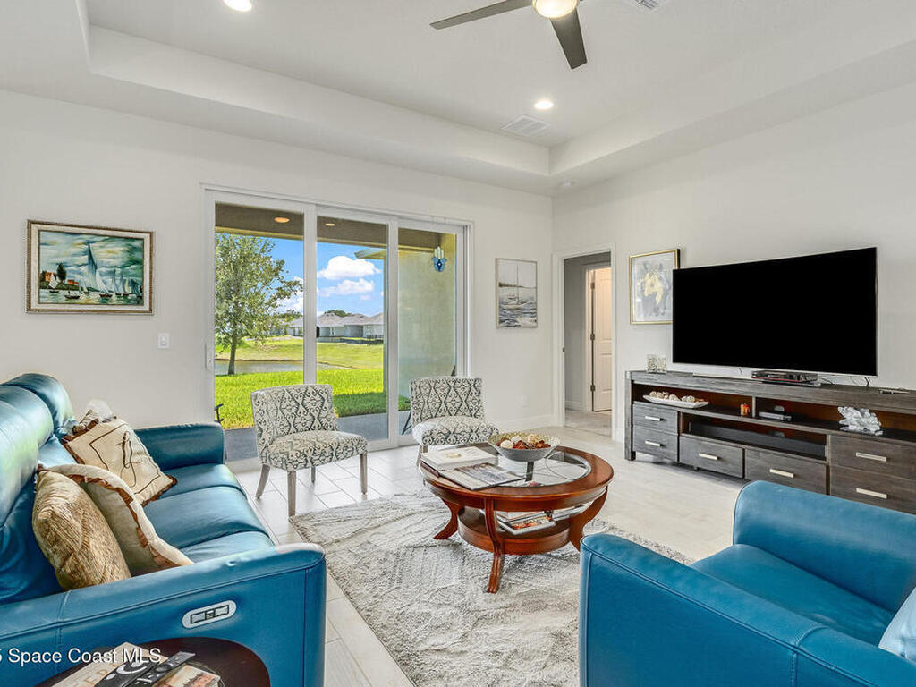 2003 Killian Drive, Palm Bay, FL 32905