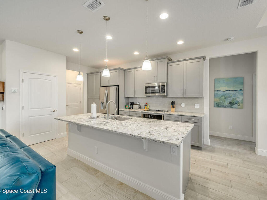 2003 Killian Drive, Palm Bay, FL 32905