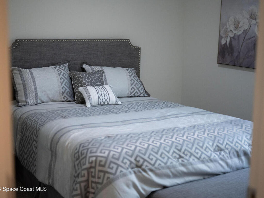 2003 Killian Drive, Palm Bay, FL 32905