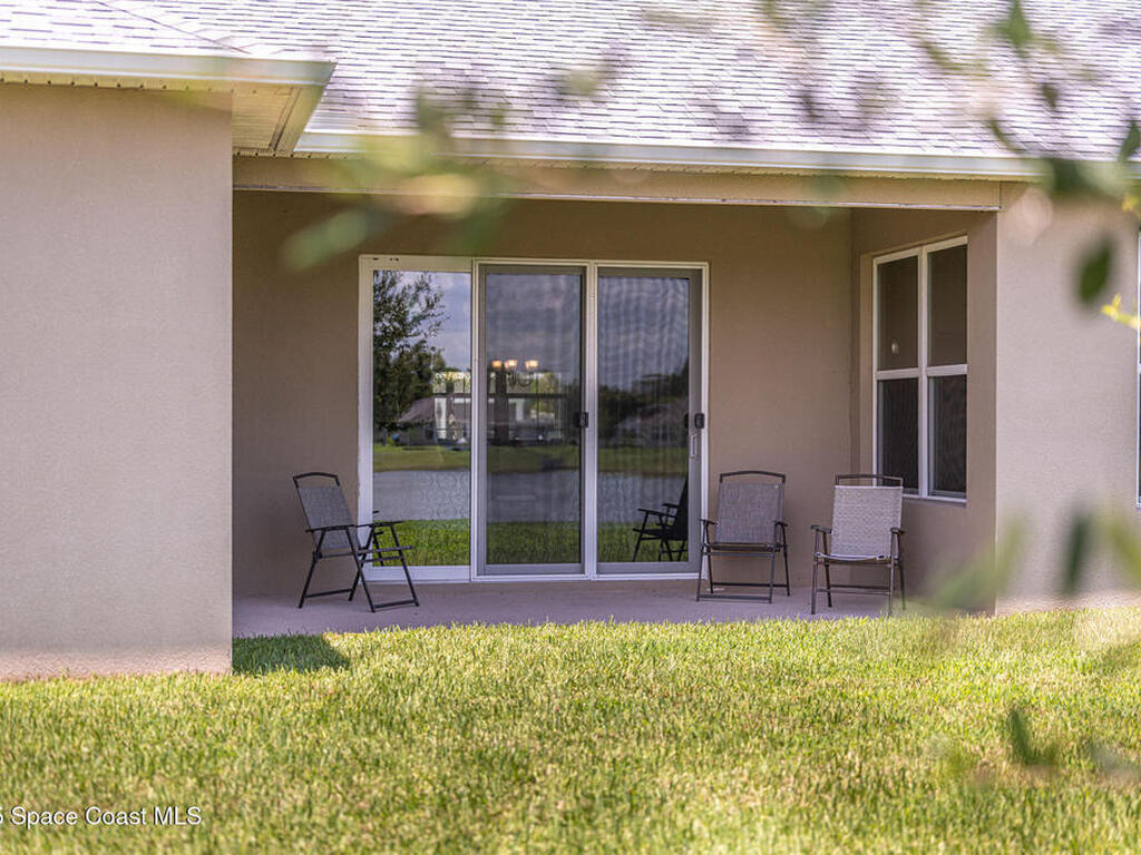 2003 Killian Drive, Palm Bay, FL 32905