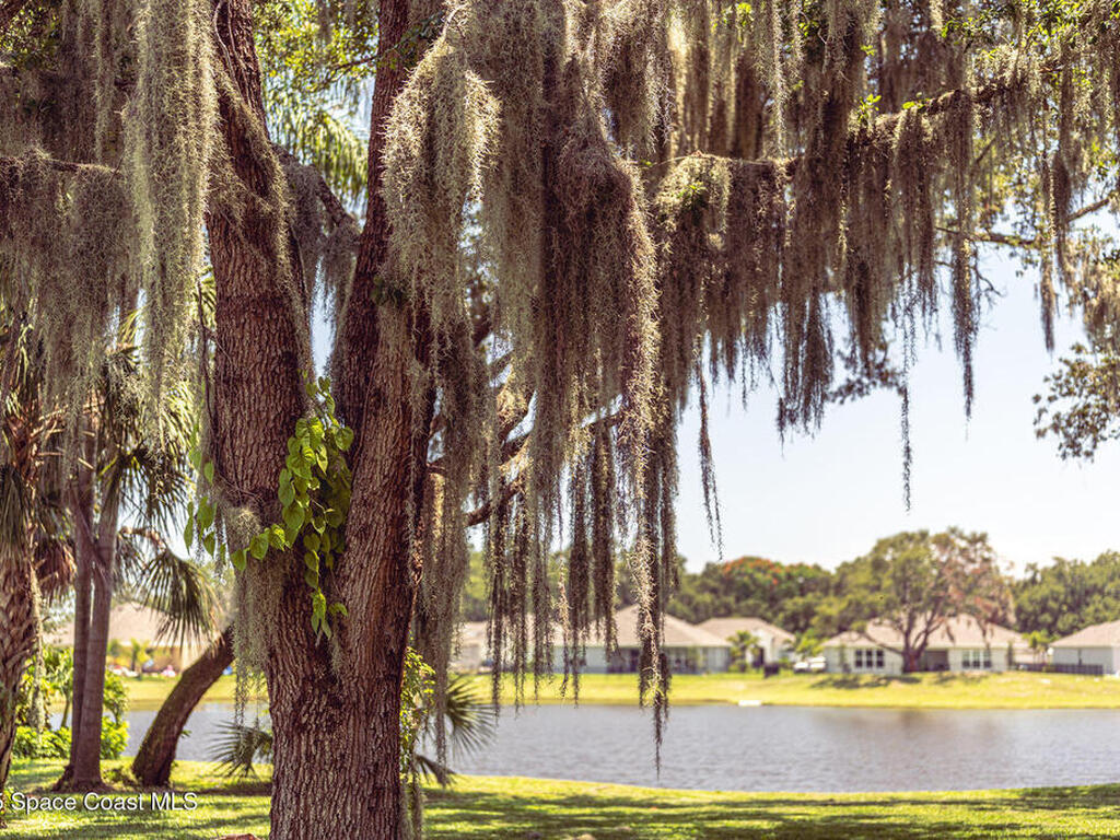 2003 Killian Drive, Palm Bay, FL 32905