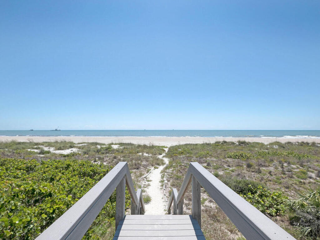 609 Shorewood Drive, Cape Canaveral, FL 32920