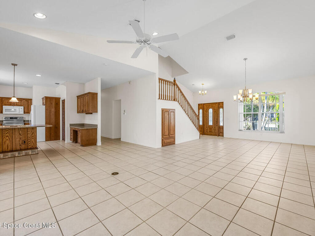 805 W Central Boulevard, Cape Canaveral, FL 32920