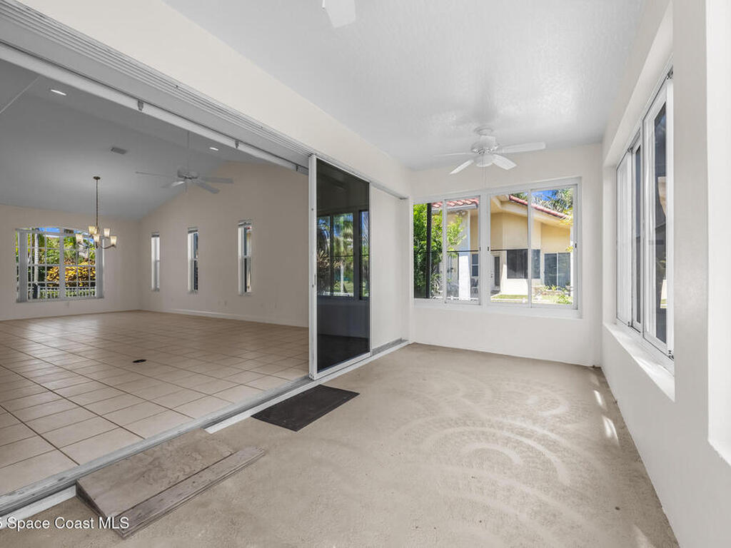 805 W Central Boulevard, Cape Canaveral, FL 32920