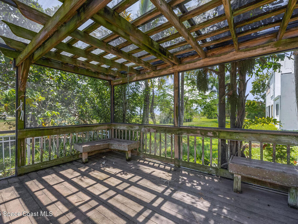 805 W Central Boulevard, Cape Canaveral, FL 32920