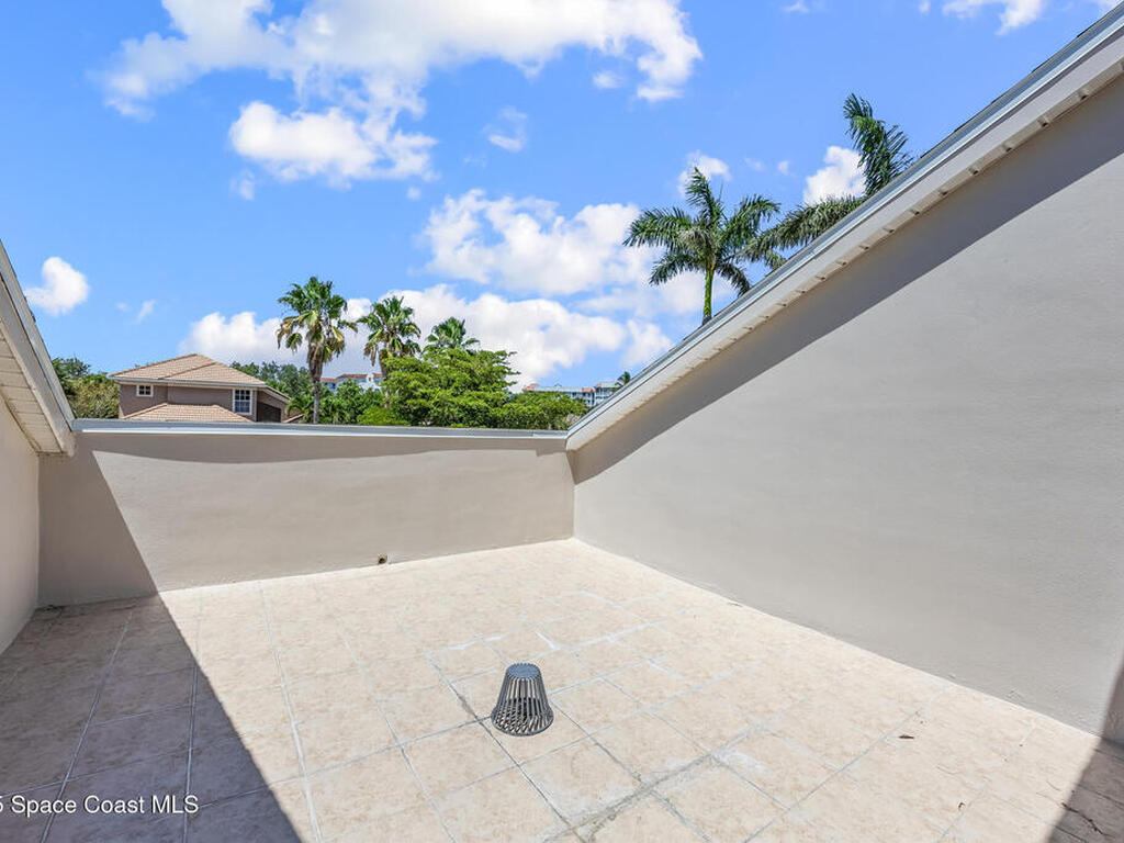 805 W Central Boulevard, Cape Canaveral, FL 32920