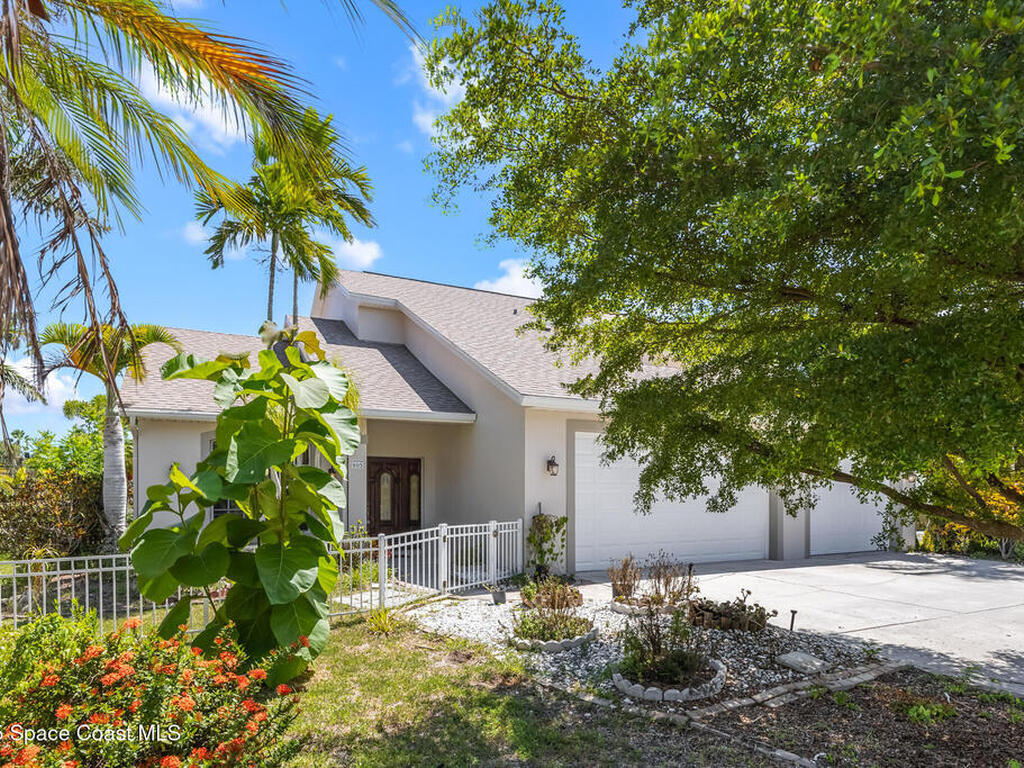 805 W Central Boulevard, Cape Canaveral, FL 32920