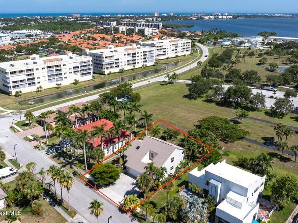 805 W Central Boulevard, Cape Canaveral, FL 32920