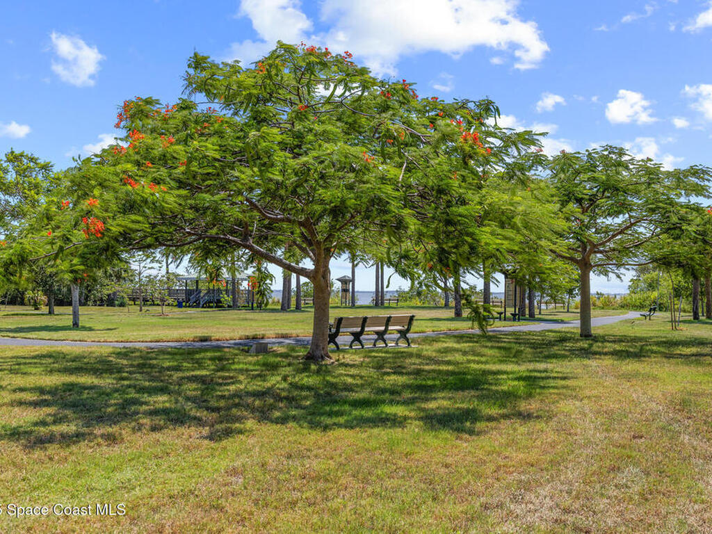 805 W Central Boulevard, Cape Canaveral, FL 32920