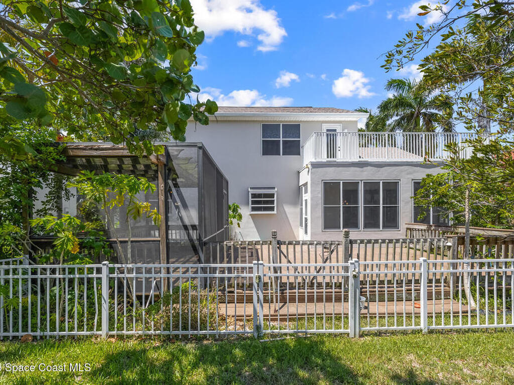 805 W Central Boulevard, Cape Canaveral, FL 32920