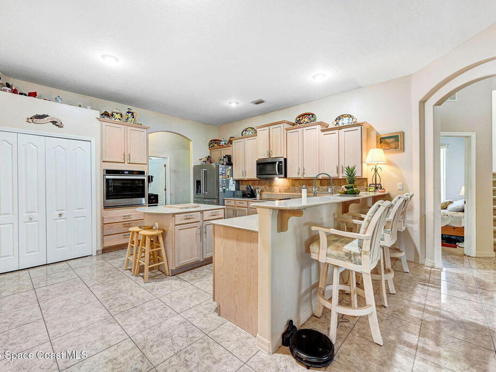 393 Farley Street, Palm Bay, FL 32908