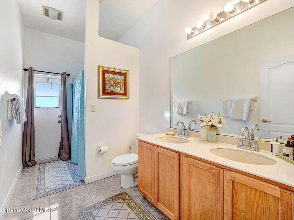 393 Farley Street, Palm Bay, FL 32908