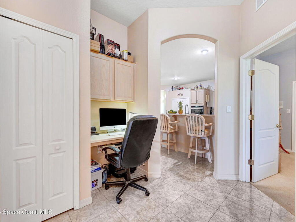 393 Farley Street, Palm Bay, FL 32908