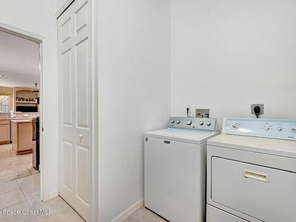 393 Farley Street, Palm Bay, FL 32908