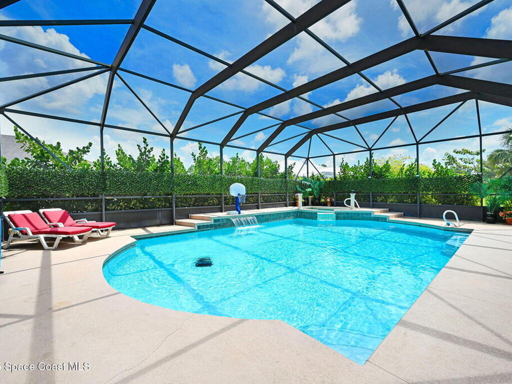 393 Farley Street, Palm Bay, FL 32908