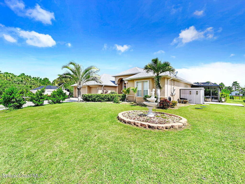 393 Farley Street, Palm Bay, FL 32908