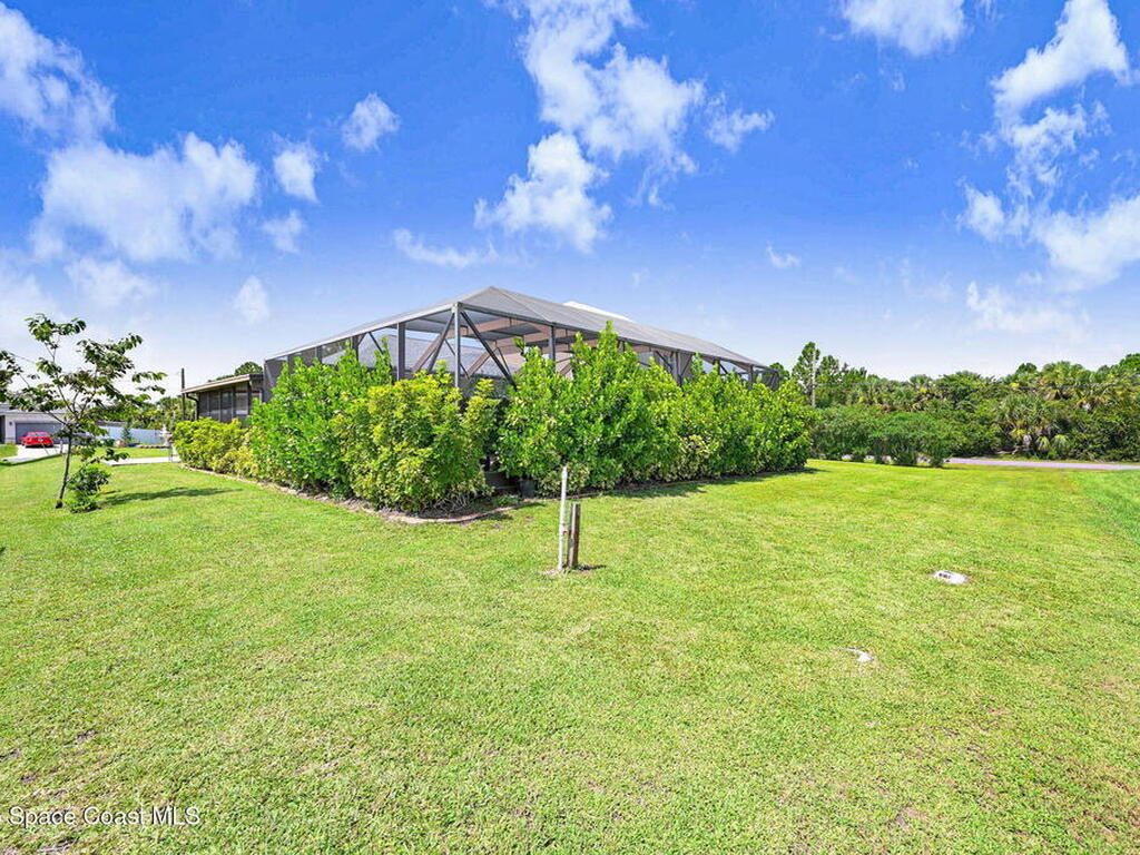 393 Farley Street, Palm Bay, FL 32908