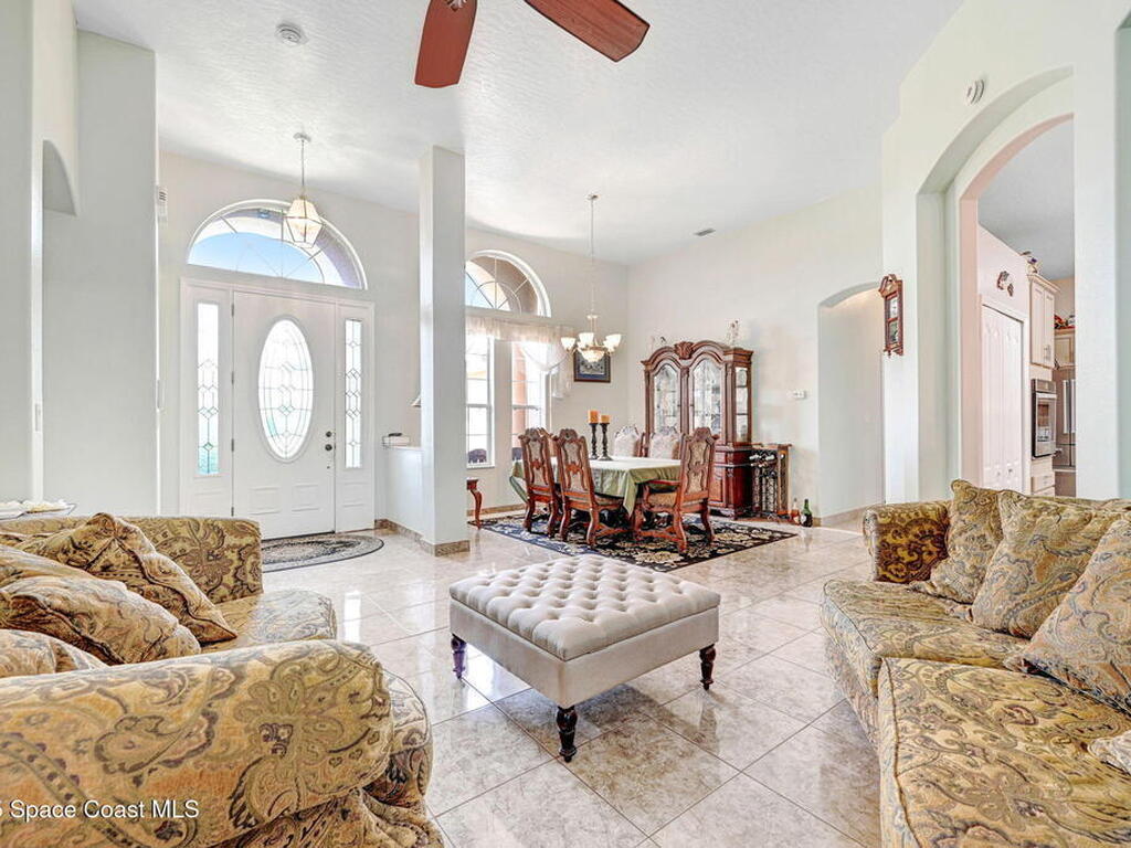 393 Farley Street, Palm Bay, FL 32908