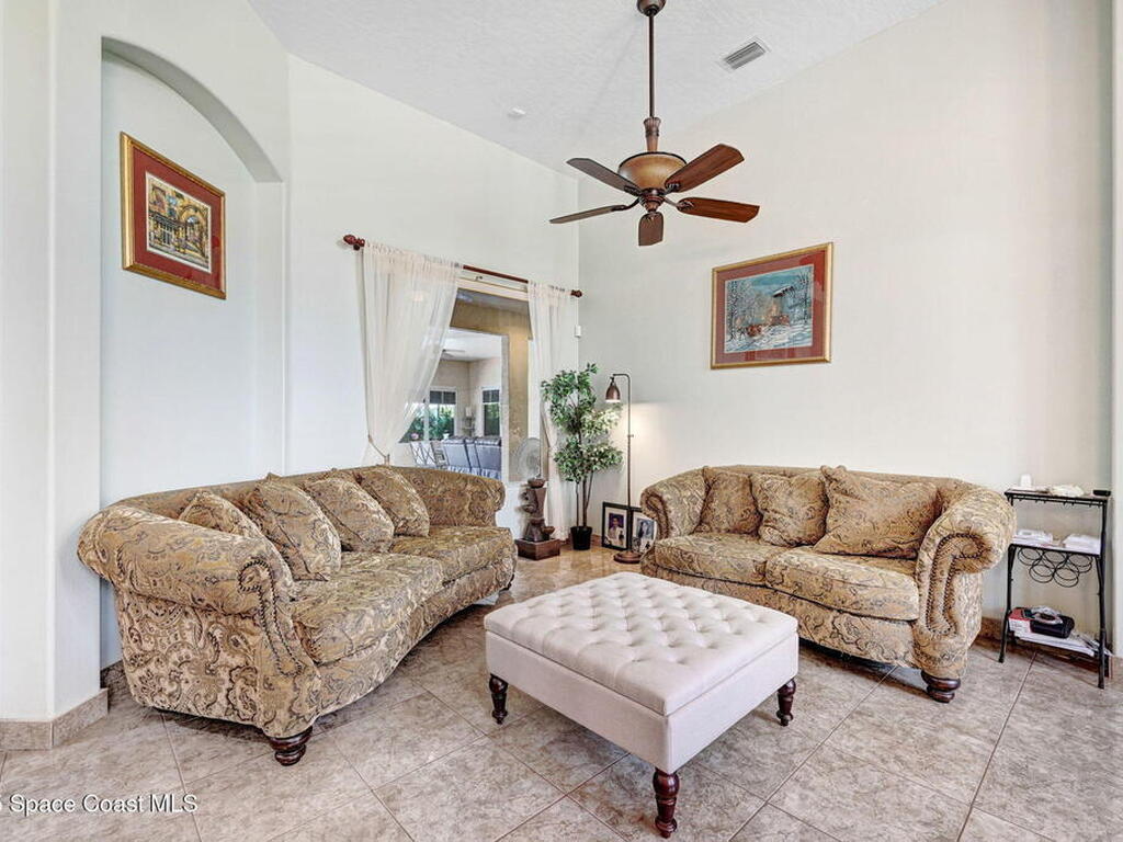 393 Farley Street, Palm Bay, FL 32908