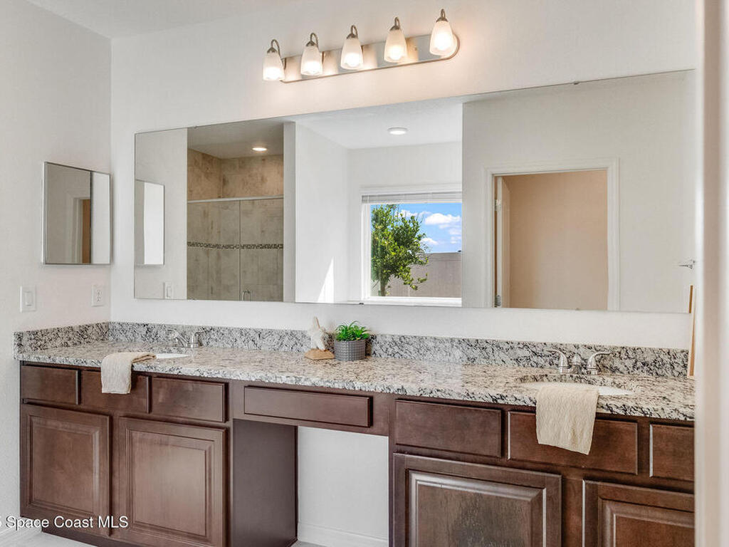 920 Bear Lake Drive, Rockledge, FL 32955