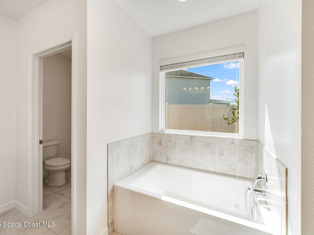 920 Bear Lake Drive, Rockledge, FL 32955