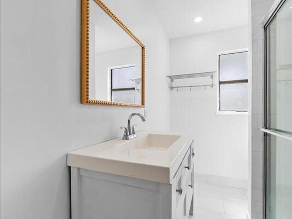 1005 20th Avenue, Vero Beach, FL 32960