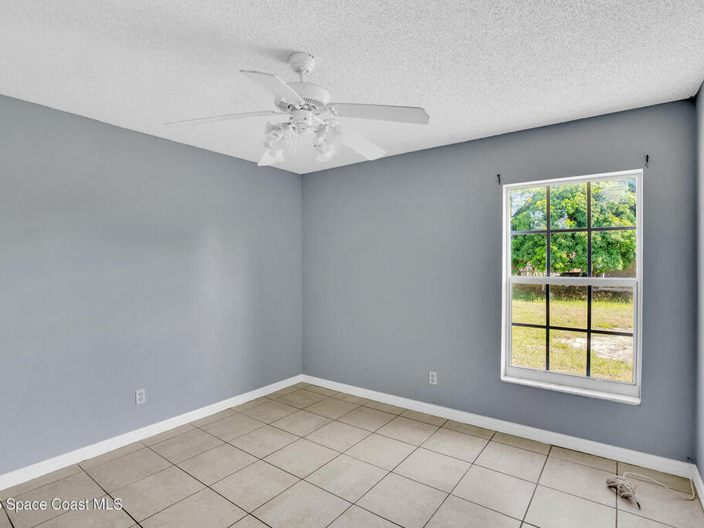 706 Wisteria Avenue, Fort Pierce, FL 34982