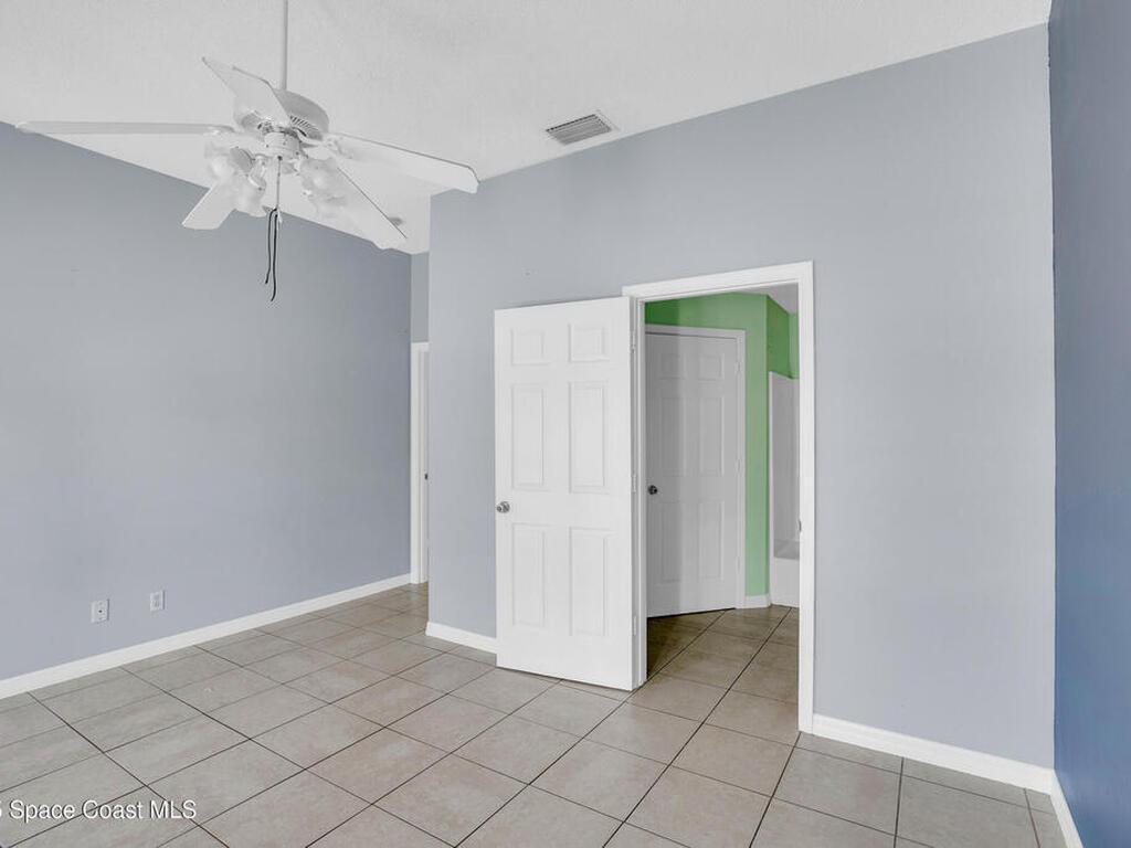 706 Wisteria Avenue, Fort Pierce, FL 34982