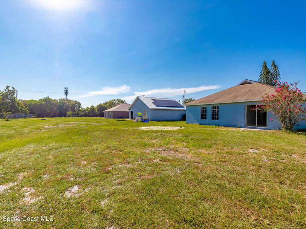 706 Wisteria Avenue, Fort Pierce, FL 34982