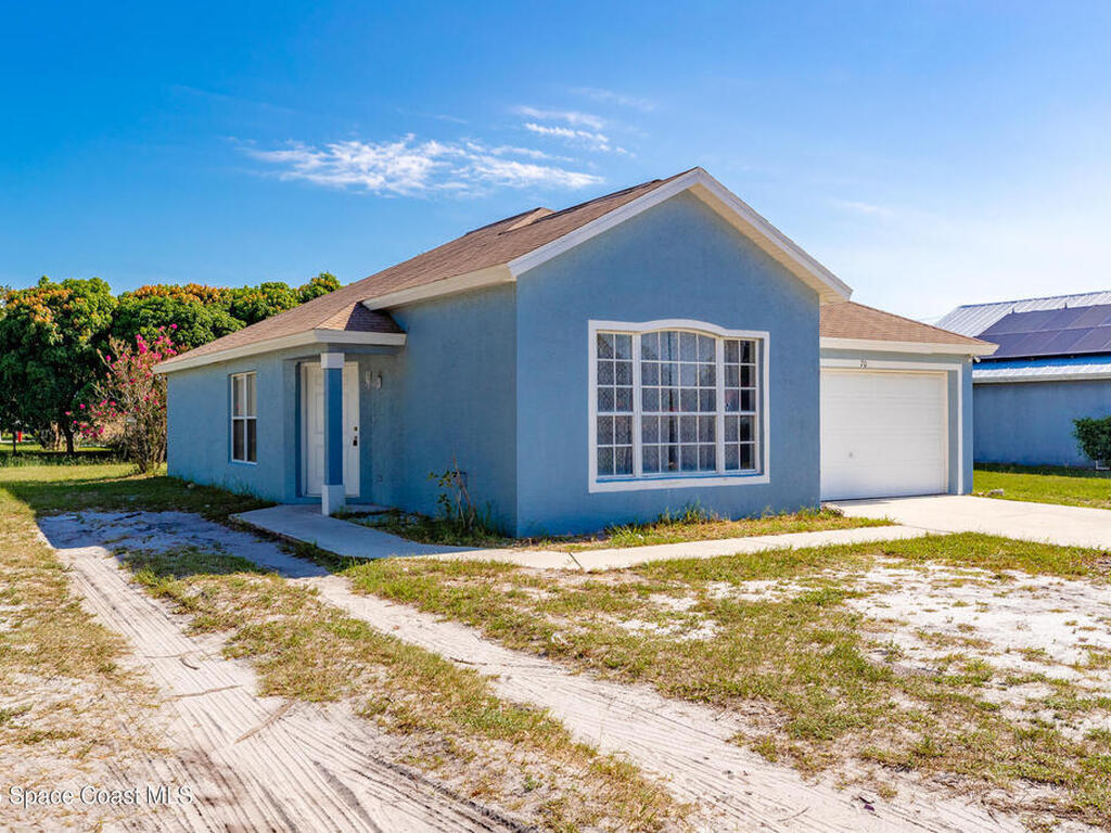 706 Wisteria Avenue, Fort Pierce, FL 34982