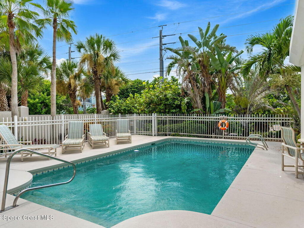 1155 S Atlantic Avenue, Cocoa Beach, FL 32931