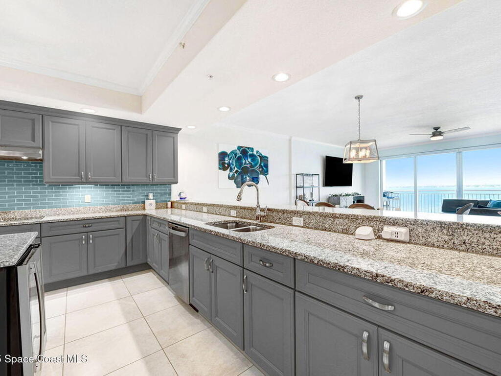 1435 S Harbor City Boulevard, Melbourne, FL 32901