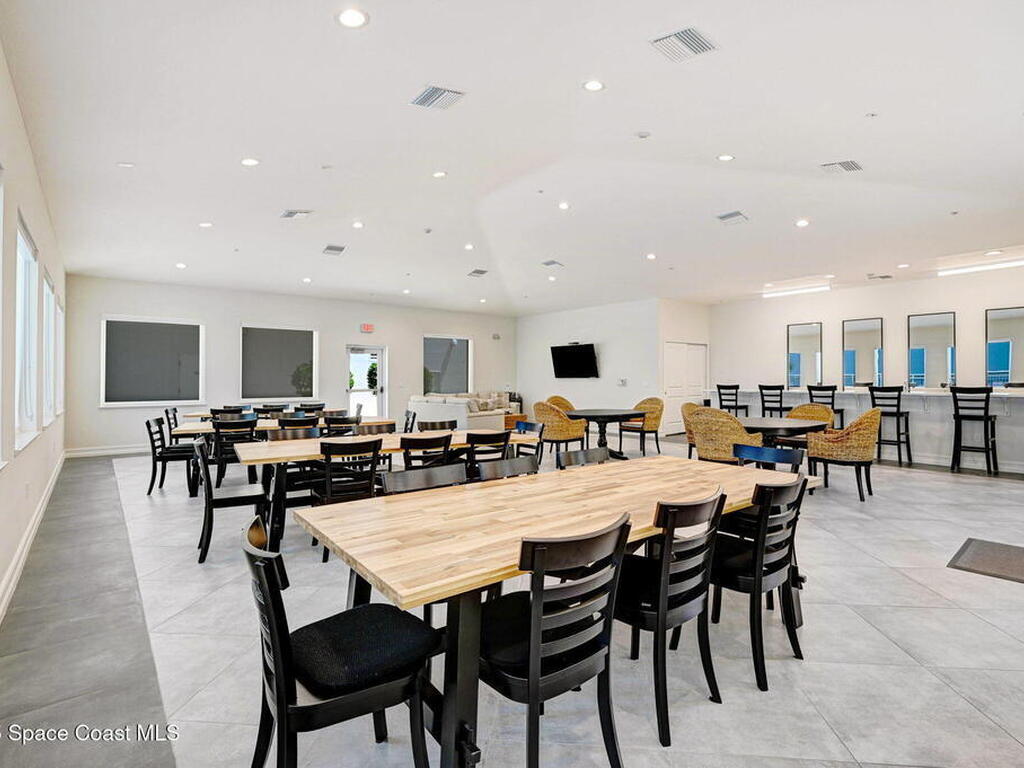 1435 S Harbor City Boulevard, Melbourne, FL 32901