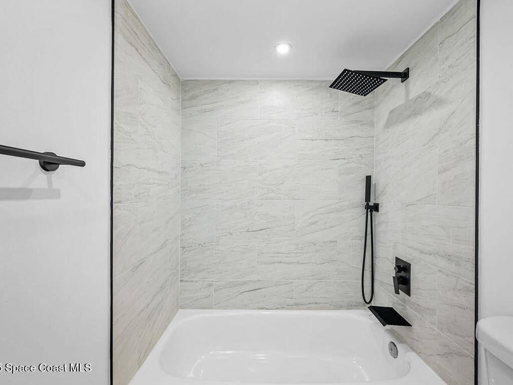 1700 Commodore Boulevard, Cocoa Beach, FL 32931