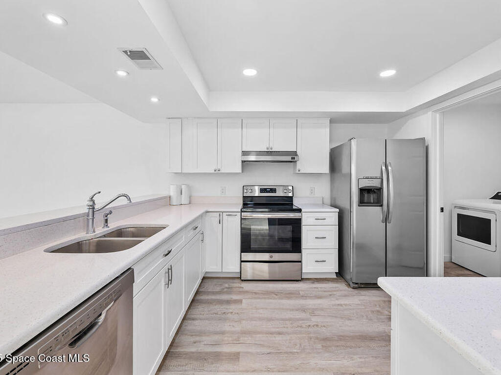 1700 Commodore Boulevard, Cocoa Beach, FL 32931