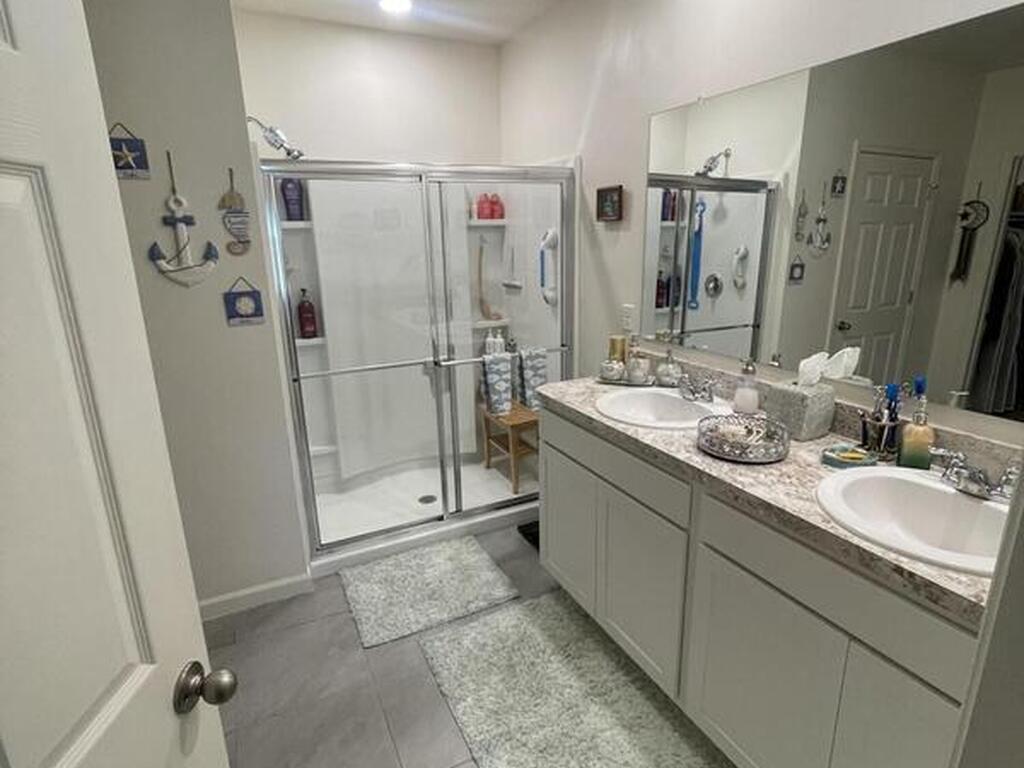 939 Remington Green Drive, Palm Bay, FL 32909