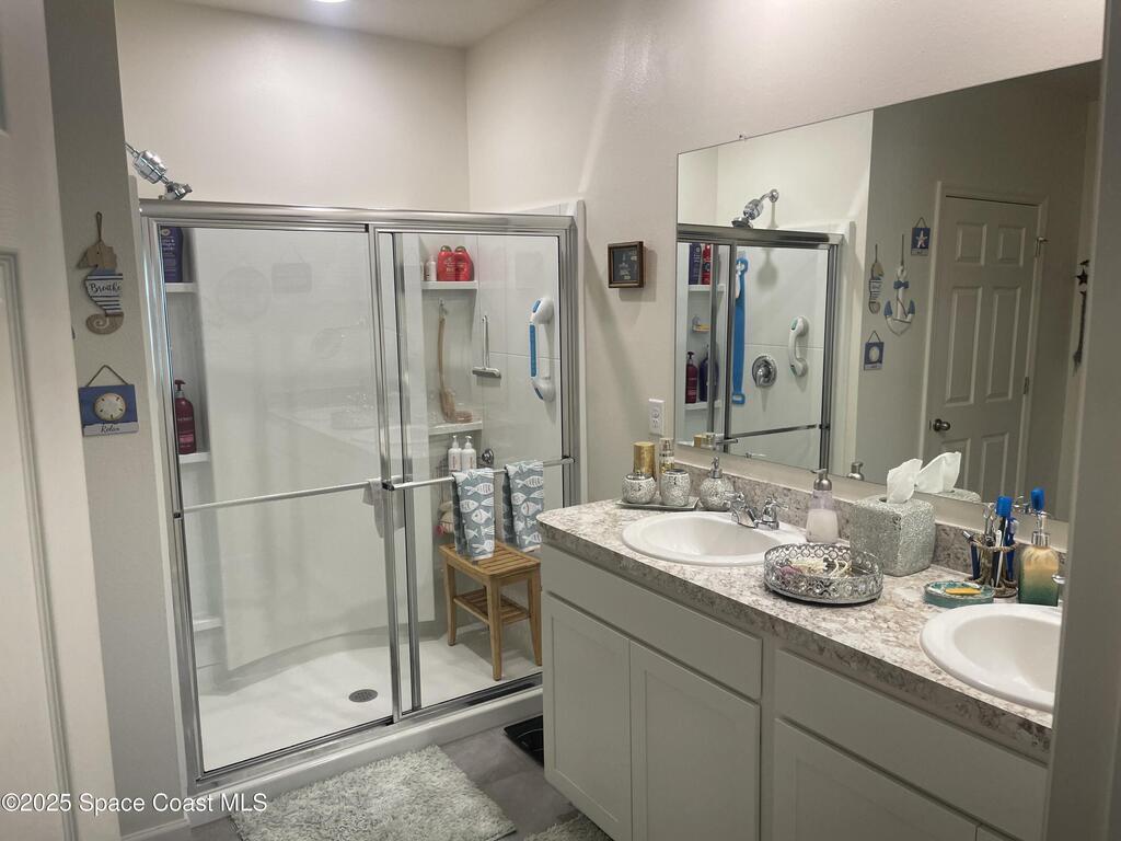 939 Remington Green Drive, Palm Bay, FL 32909