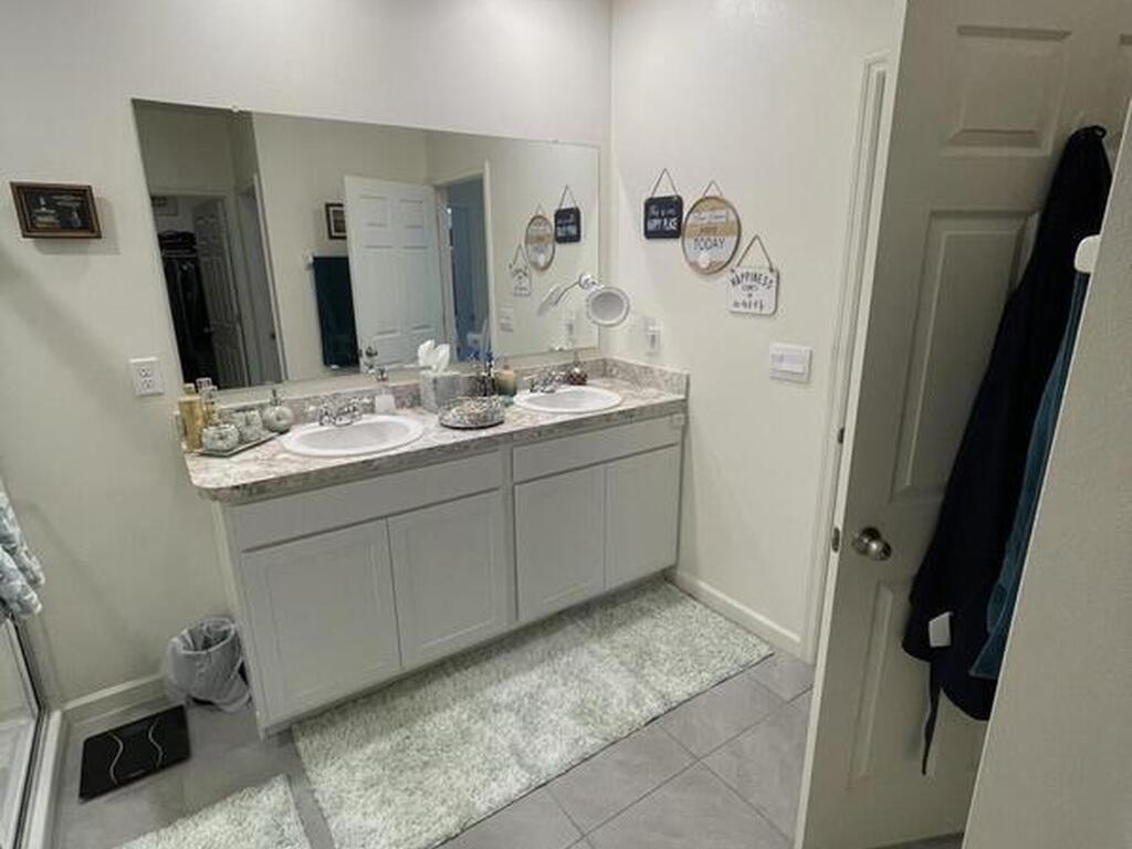 939 Remington Green Drive, Palm Bay, FL 32909