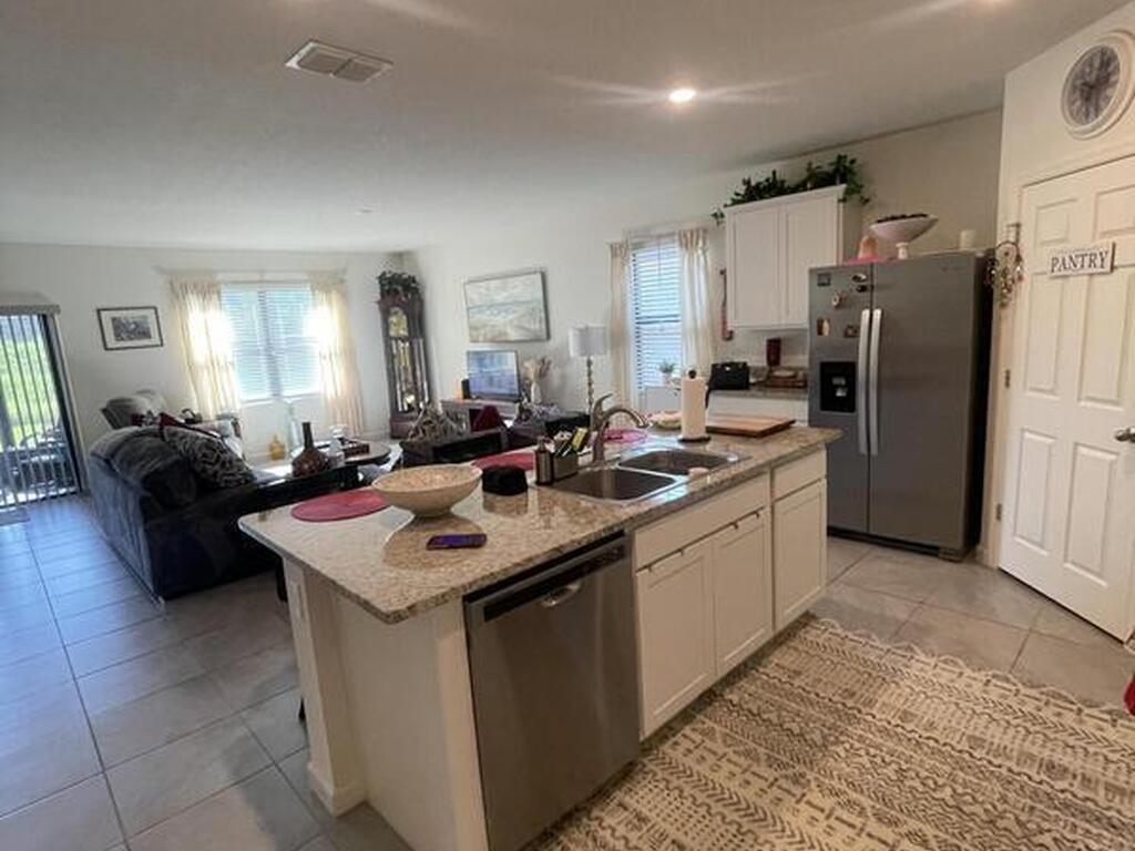 939 Remington Green Drive, Palm Bay, FL 32909