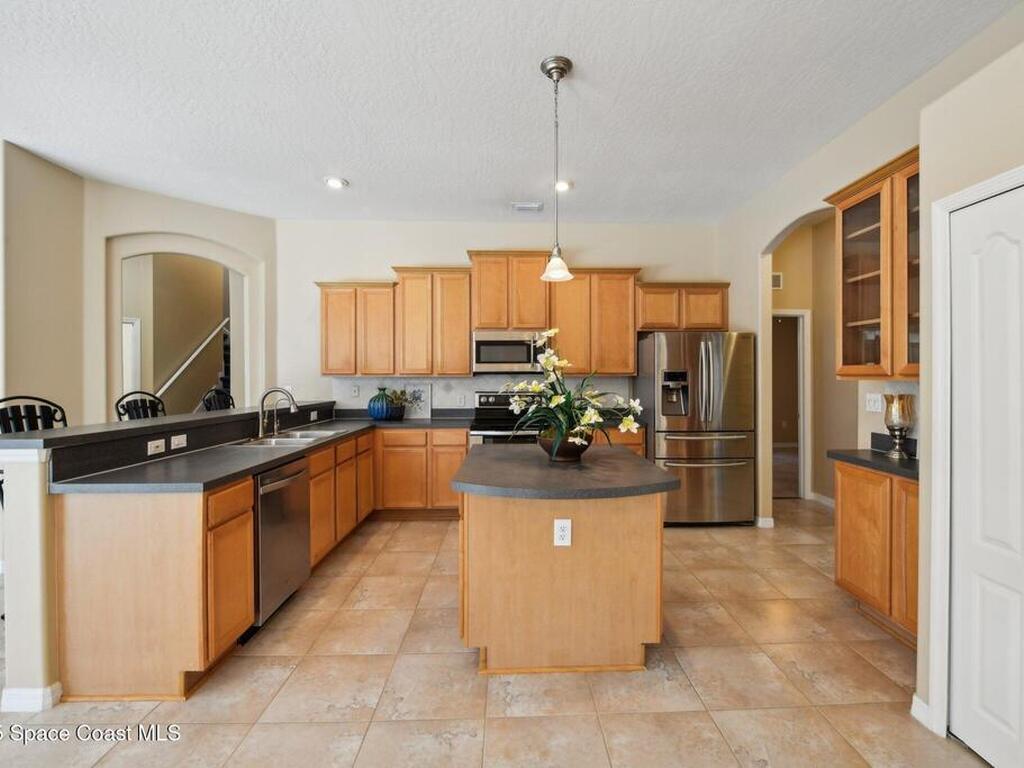 115 Ridgemont Circle, Palm Bay, FL 32909