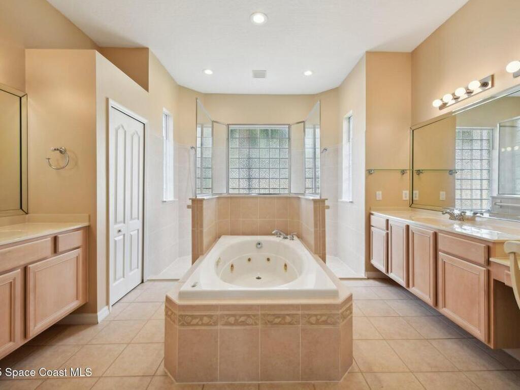 115 Ridgemont Circle, Palm Bay, FL 32909