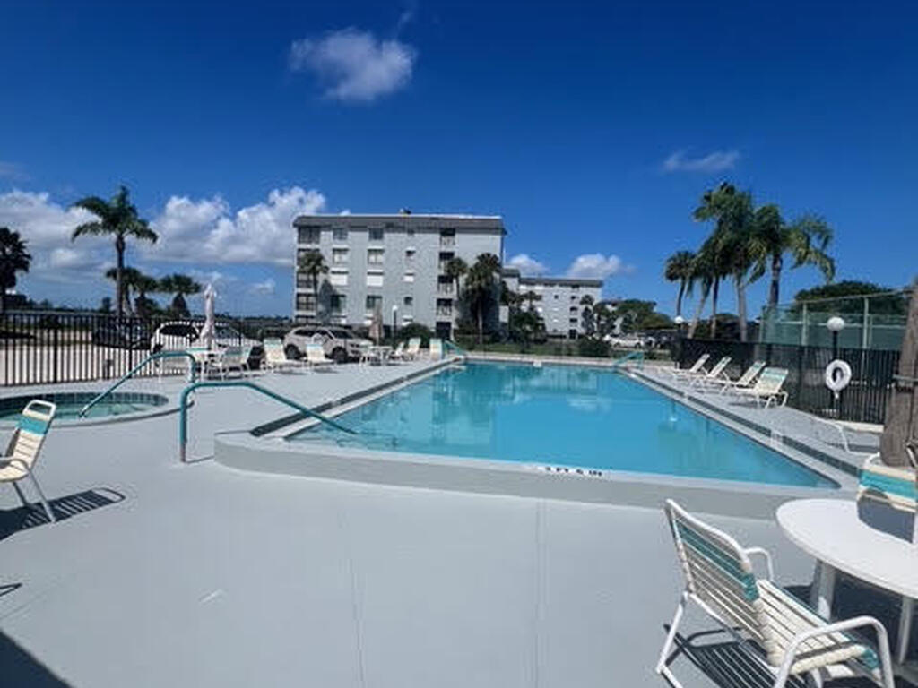 3609 S Banana River Boulevard, Cocoa Beach, FL 32931